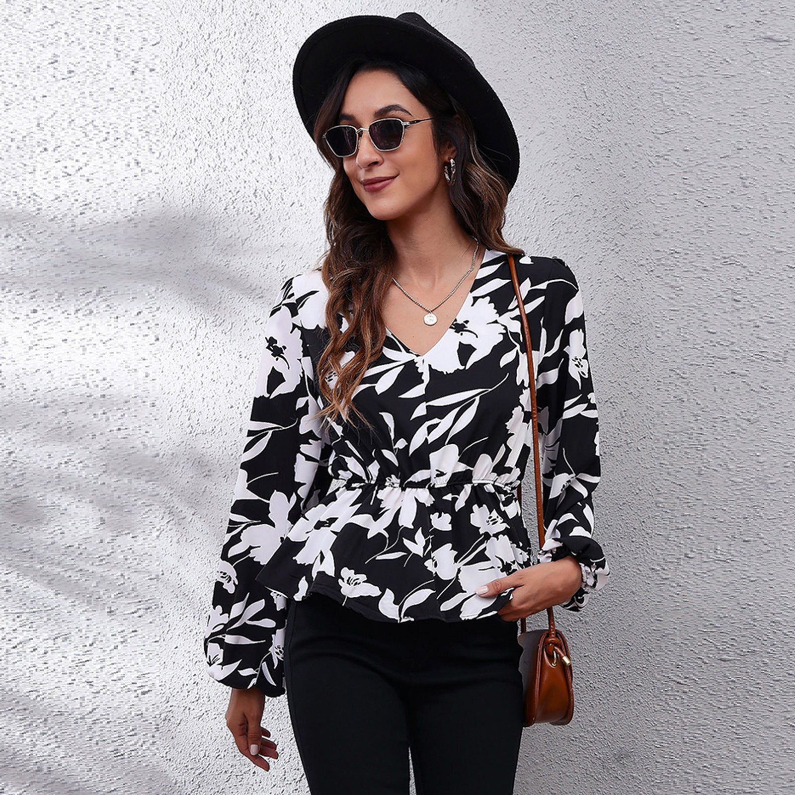 Blusa da donna ariosa e colorata con motivo