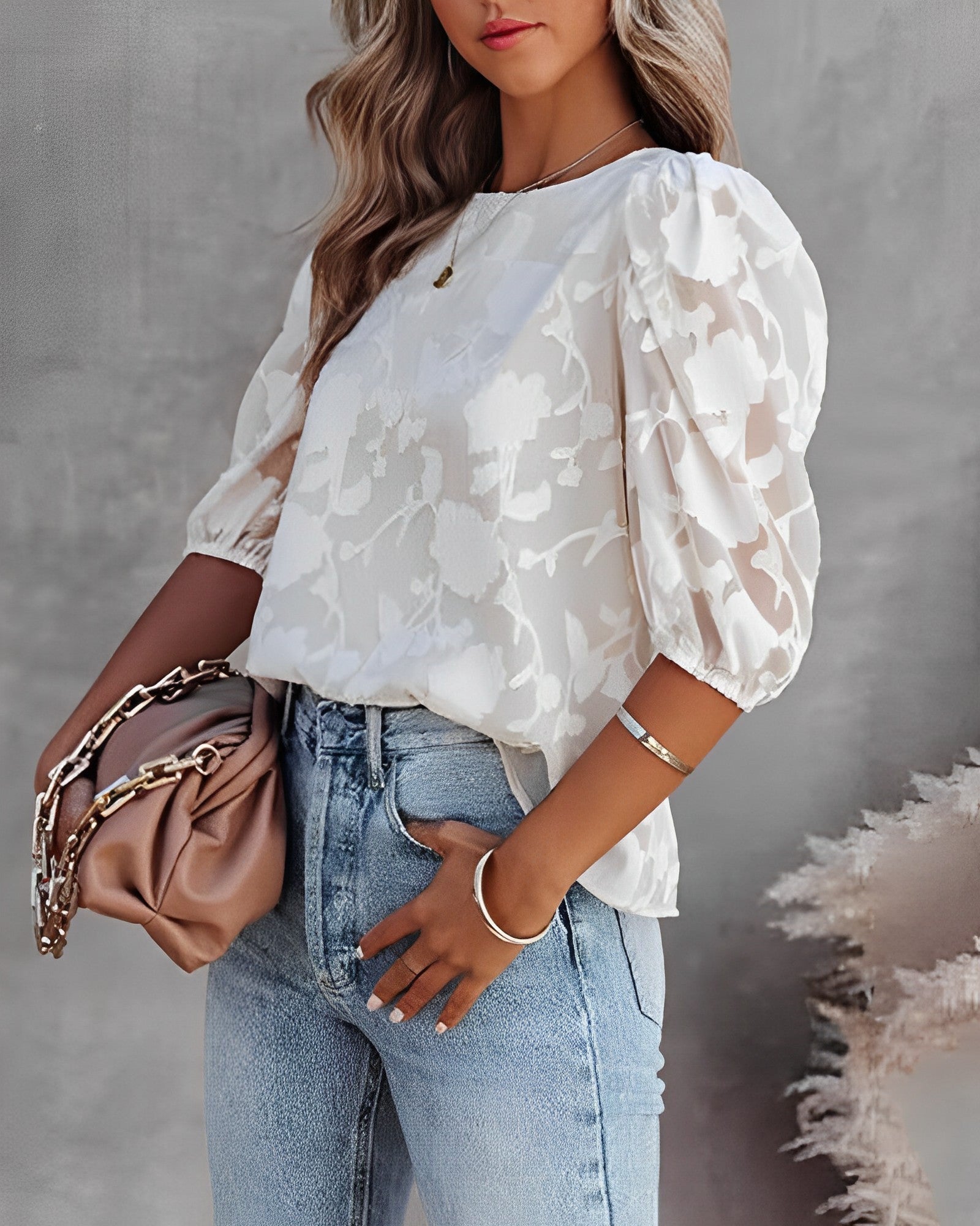 Camicetta in chiffon con maniche a sbuffo da donna