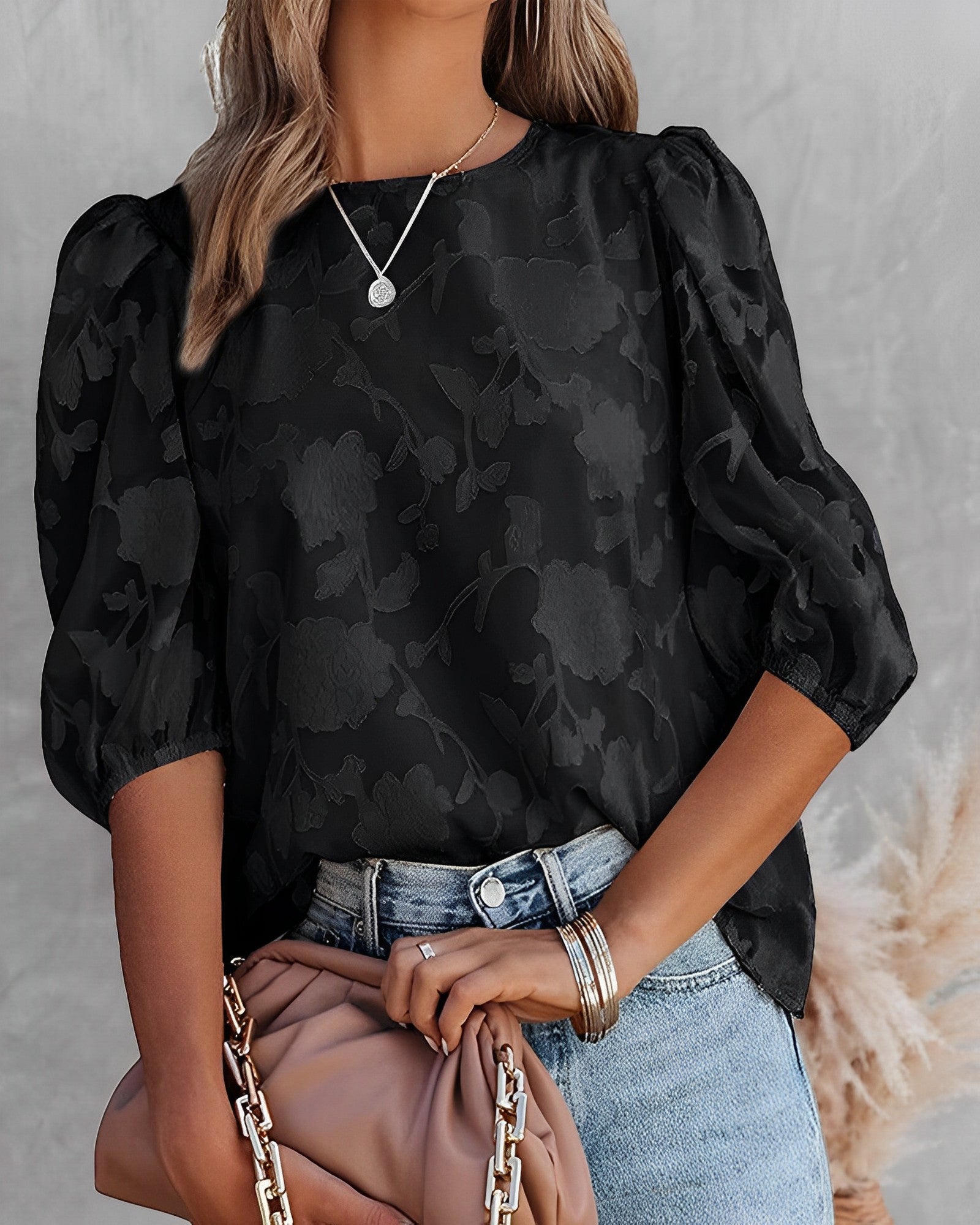 Camicetta in chiffon con maniche a sbuffo da donna