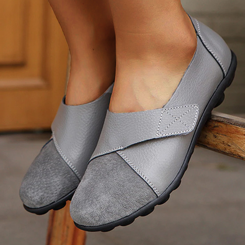 Scarpe ortopediche di supporto e alla moda
