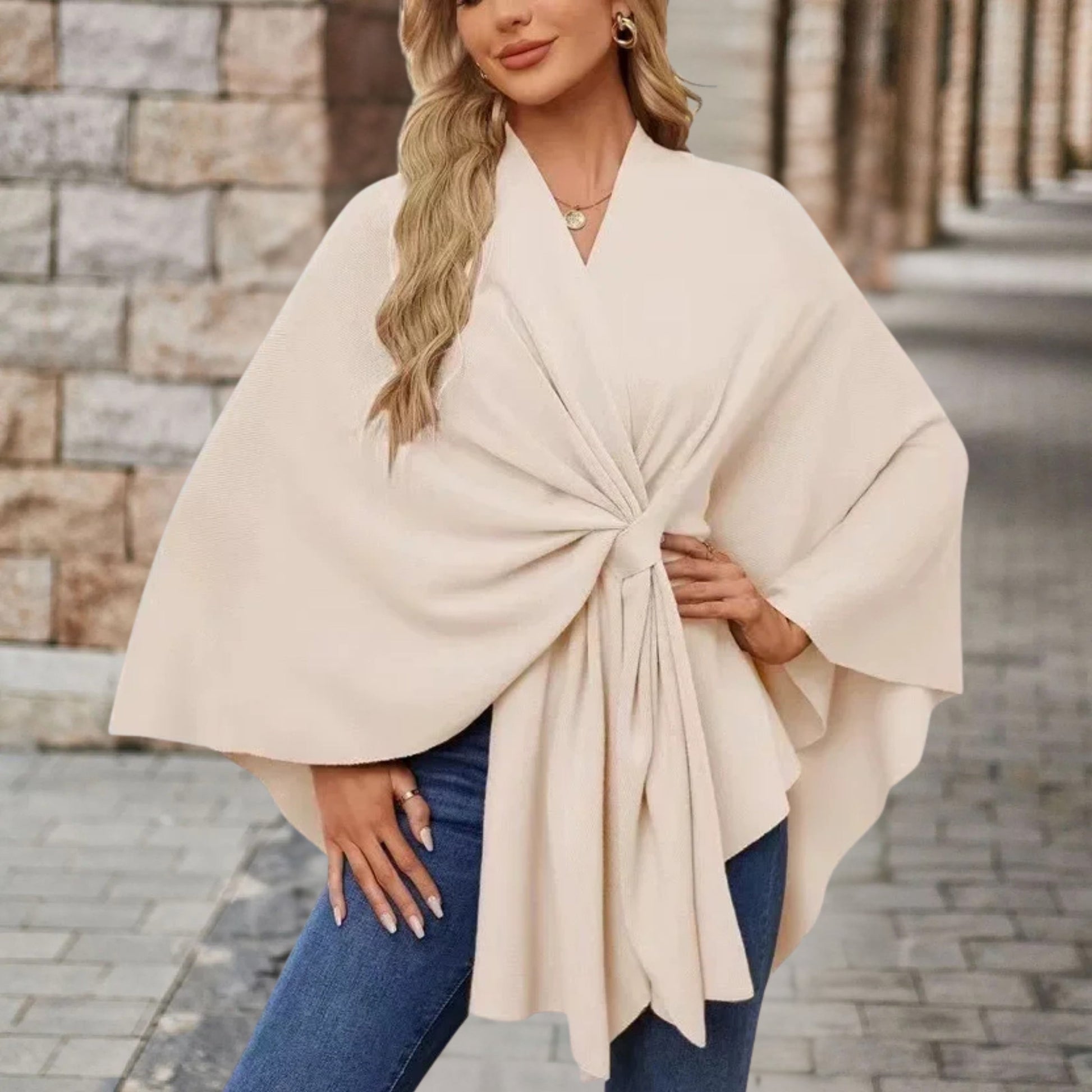 Poncho chic ed elegante per donna