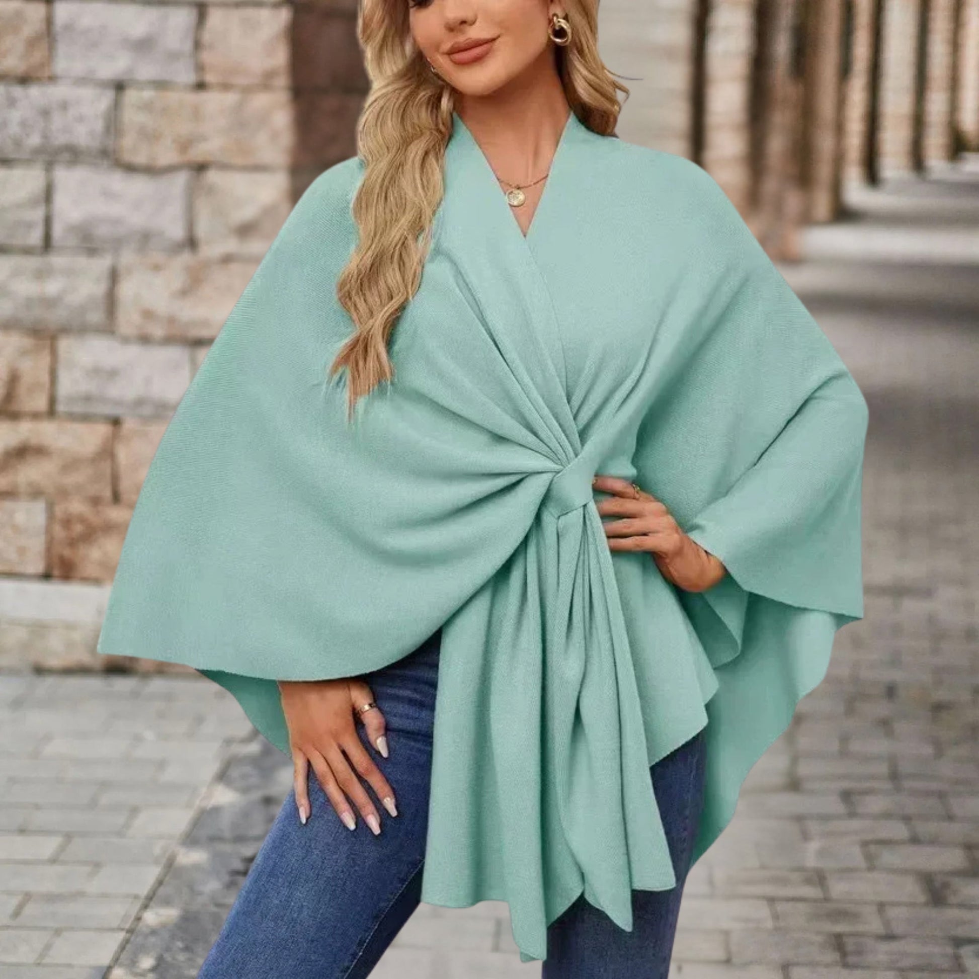 Poncho chic ed elegante per donna