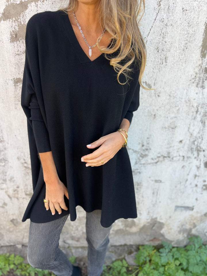 Maglione oversize da donna in maglia con scollo a V, nero