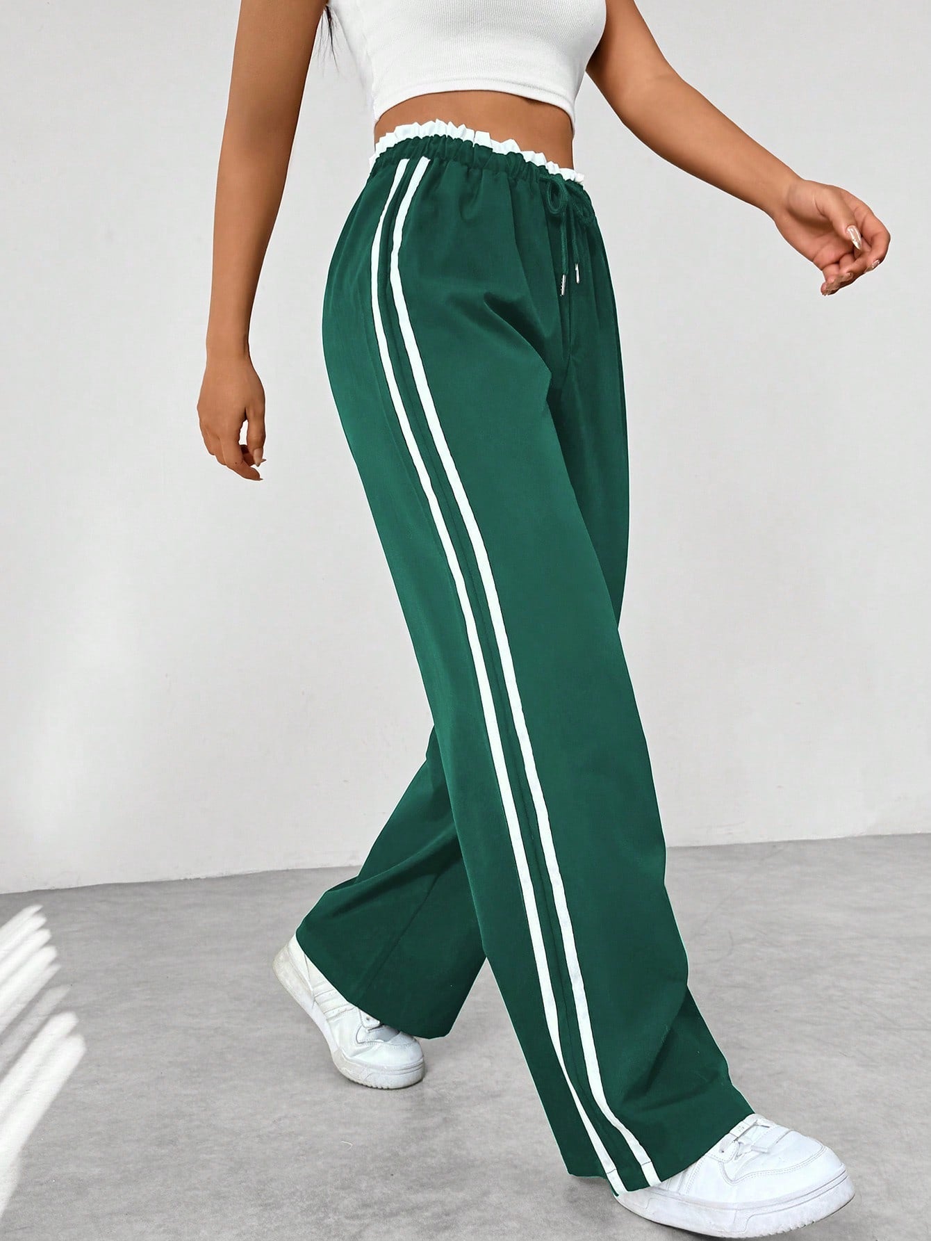 Pantaloni sportivi alla moda a gamba larga da donna