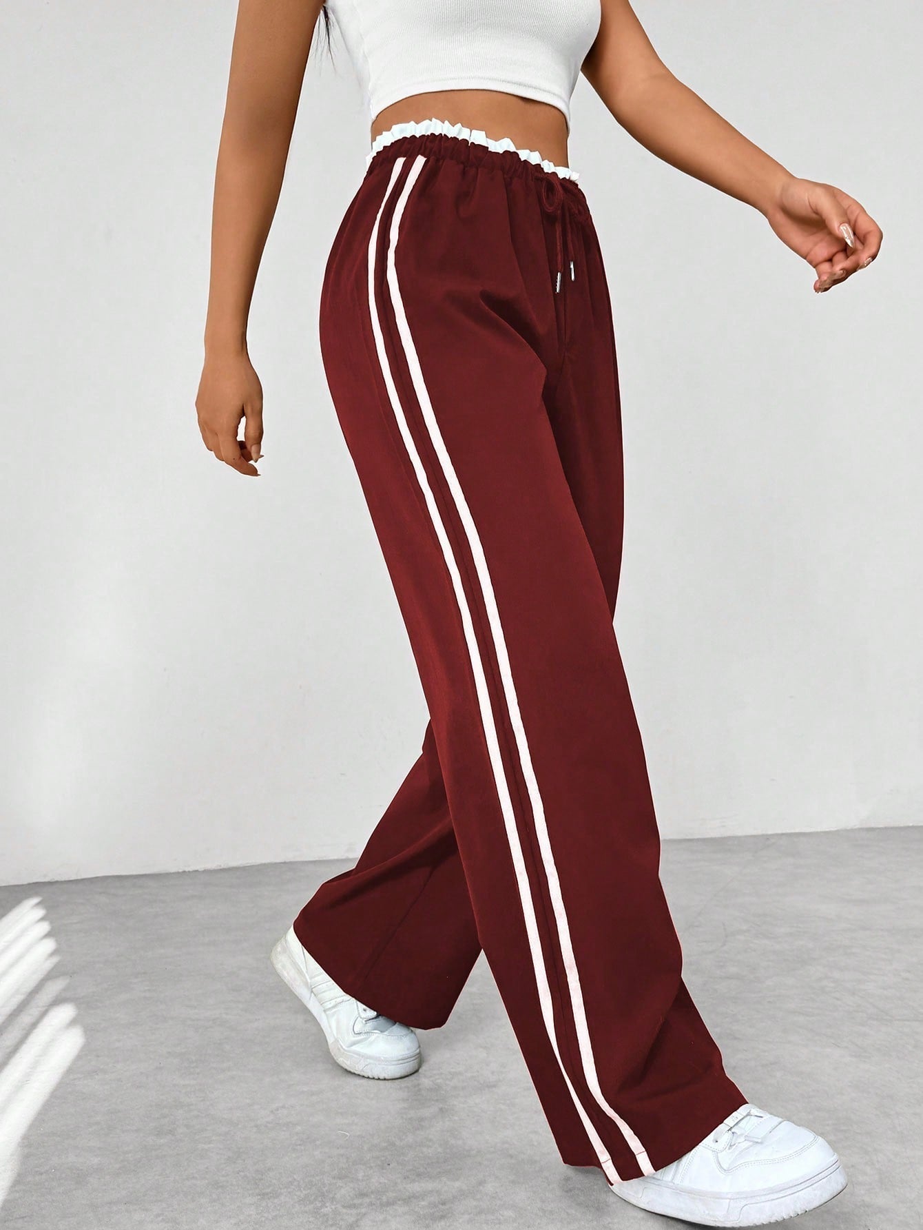 Pantaloni sportivi alla moda a gamba larga da donna