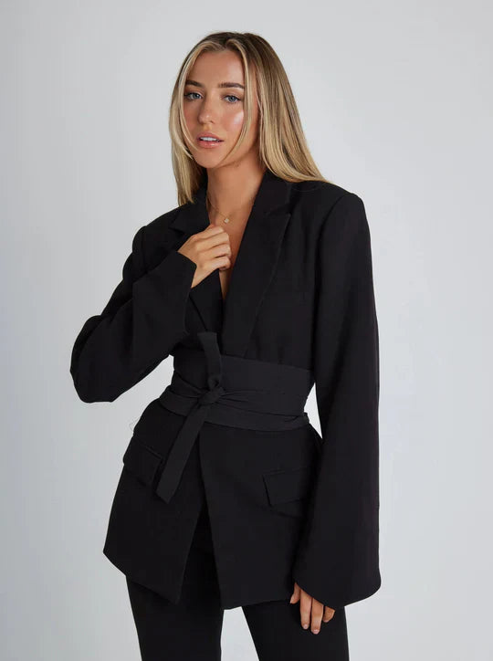Blazer donna sofisticato ed elegante con scollo a V