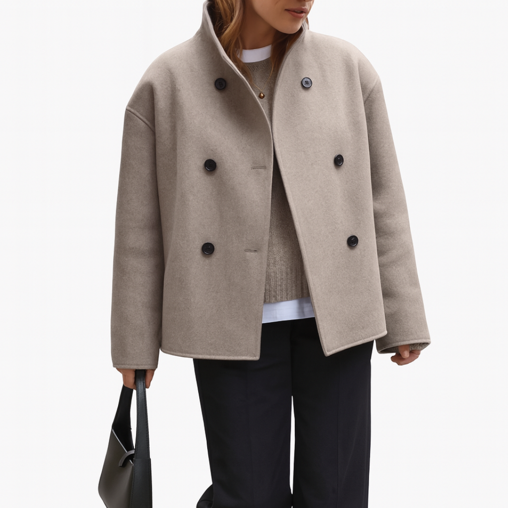 Klassisk kort damejakke – Oversized dobbeltradet frakke