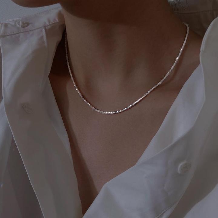 Set di collane in argento di lusso