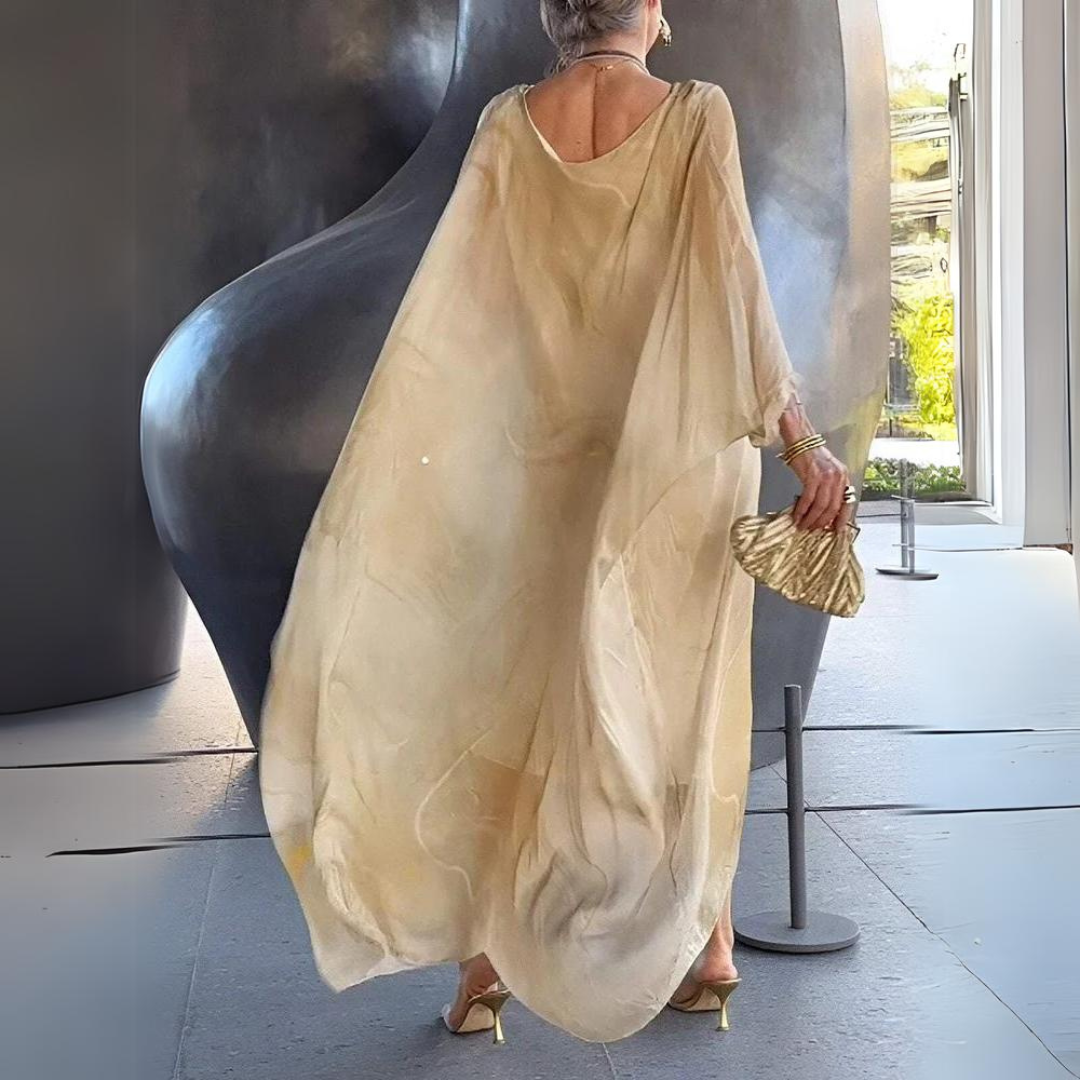 Elegante abito in seta e chiffon per donna