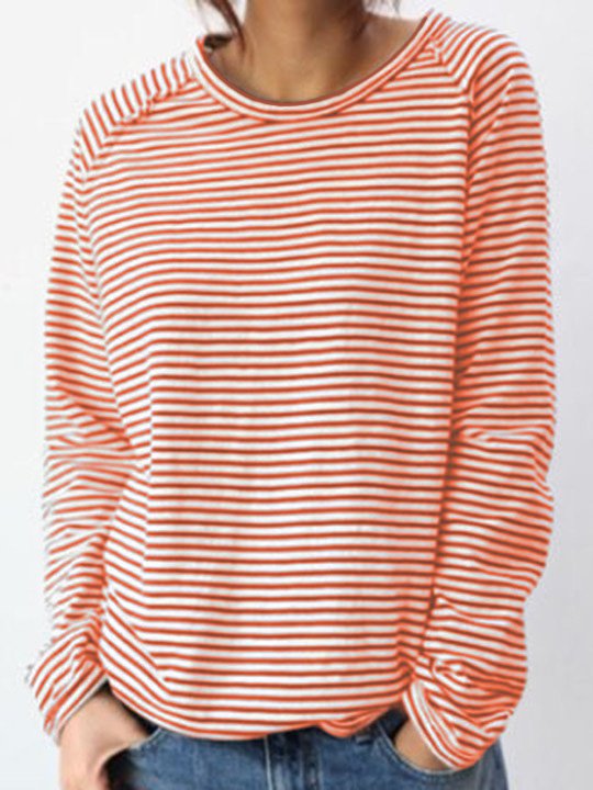 Maglia classica a maniche lunghe da donna