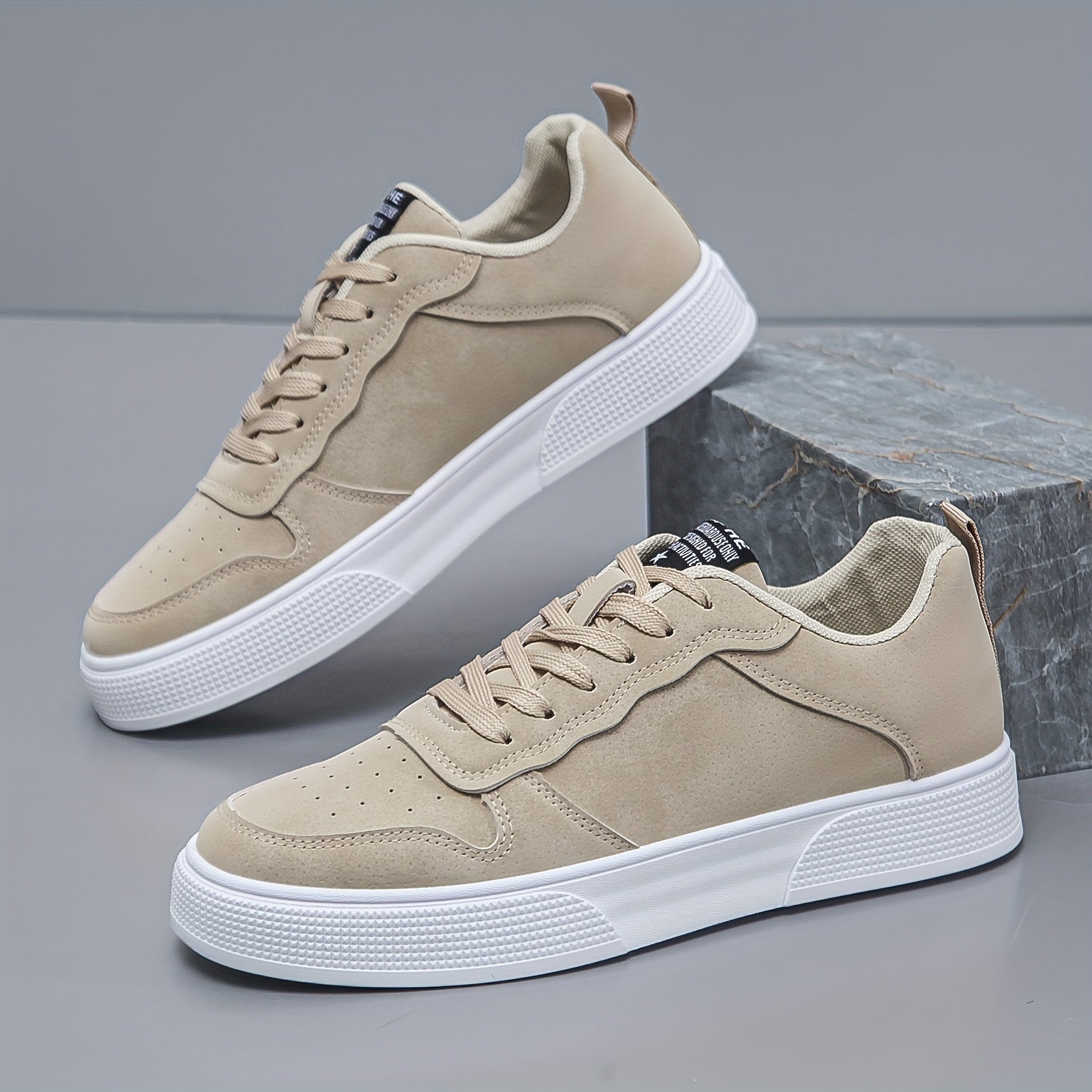 Sneakers basse da uomo in tinta unita