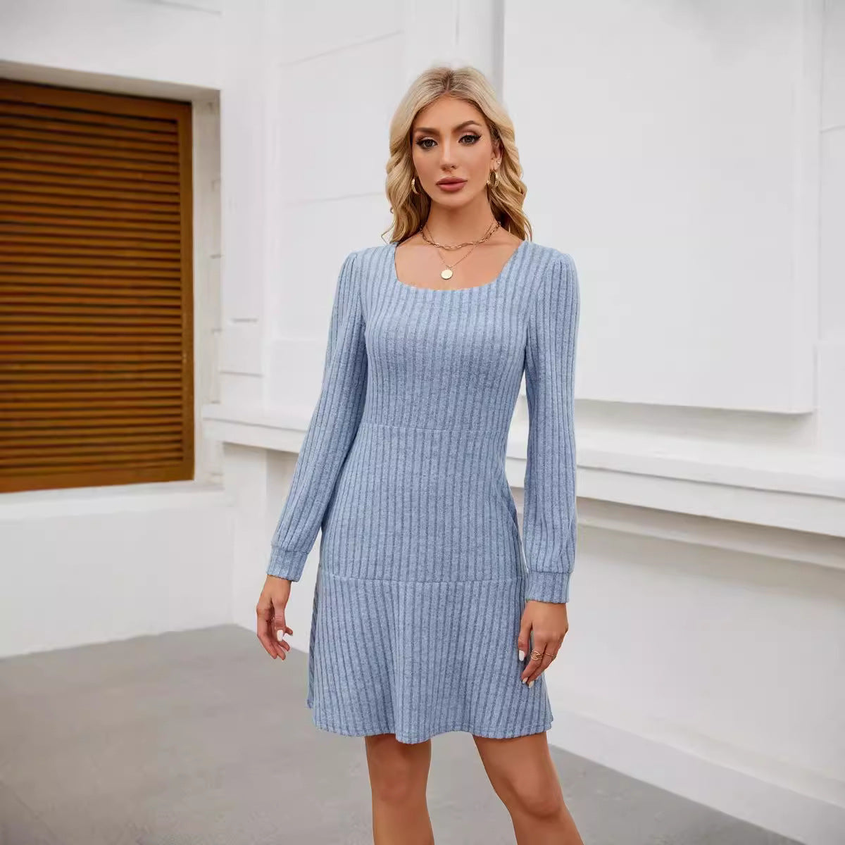 Mini abito a maniche lunghe da donna - Scollo quadrato, vestibilità comoda, leggero, tascabile, outfit primaverile e autunnale