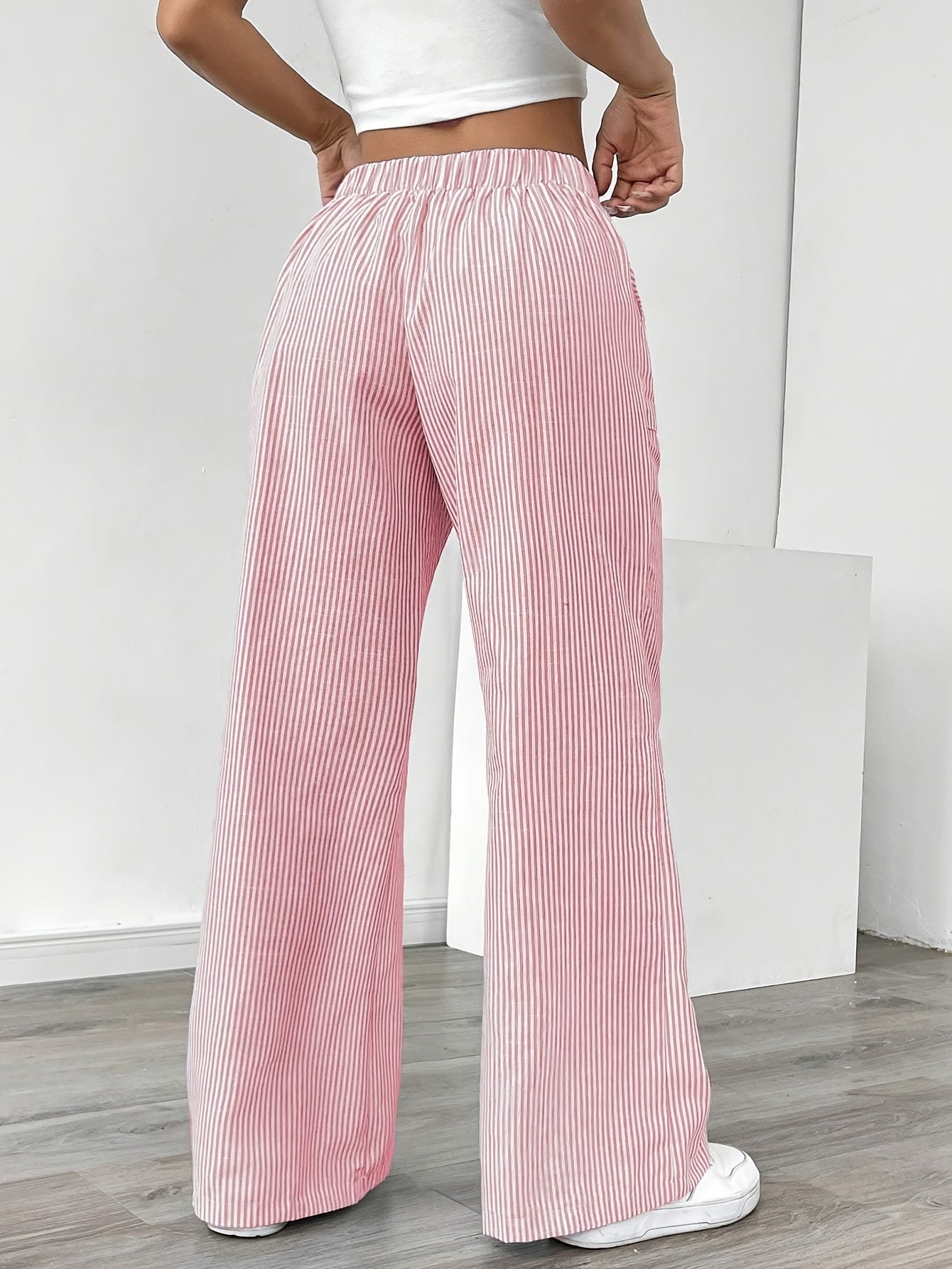 Pantaloni lounge a righe donna – vita alta e gamba larga