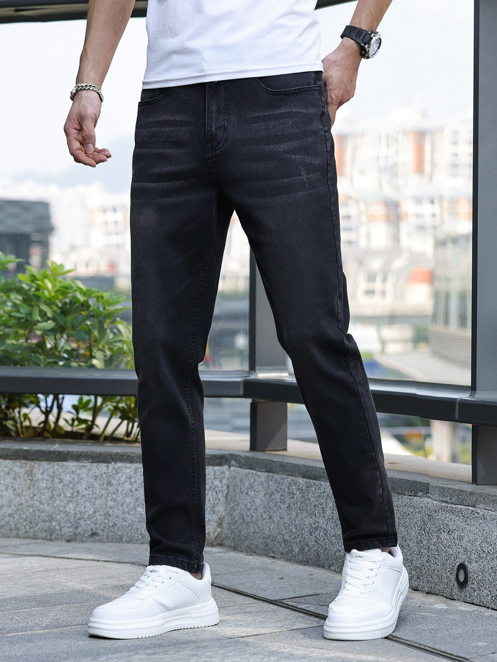 Jeans casual da uomo | Elasticizzati mediamente e dal design classico | Pantaloni in denim