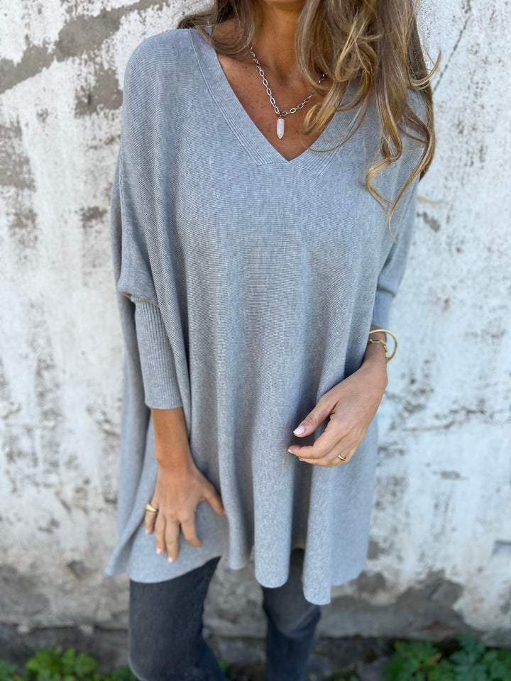 Maglione oversize da donna in maglia con scollo a V, nero