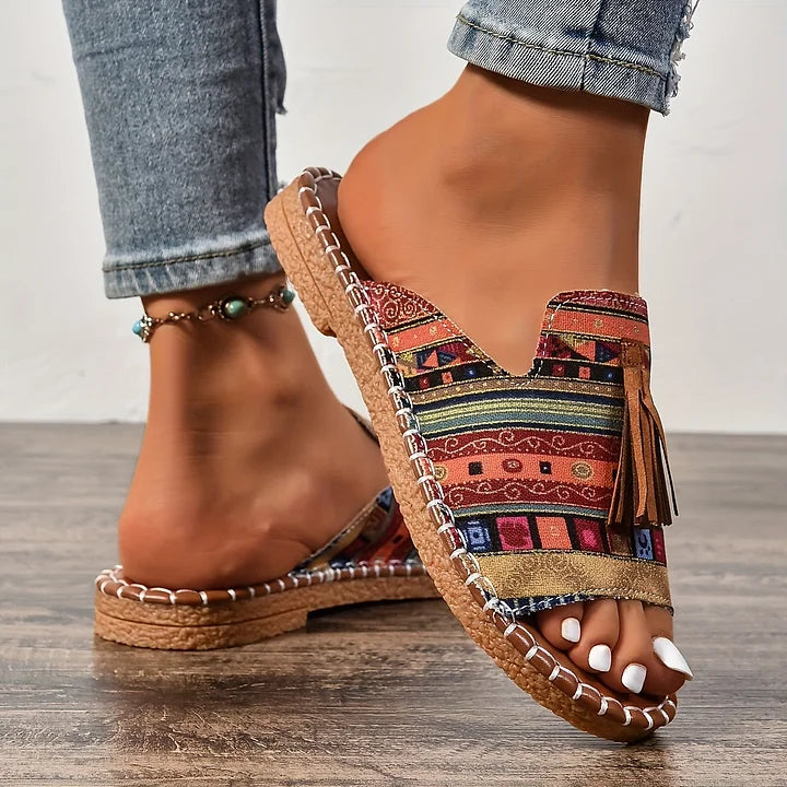 Sandali vintage bohémien con frange da donna