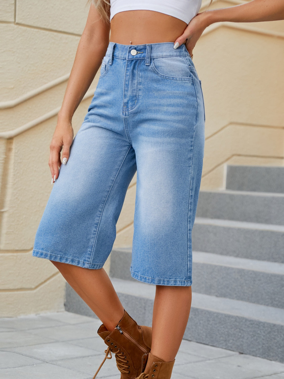 Pantaloncini in denim a vita alta da donna con tasche