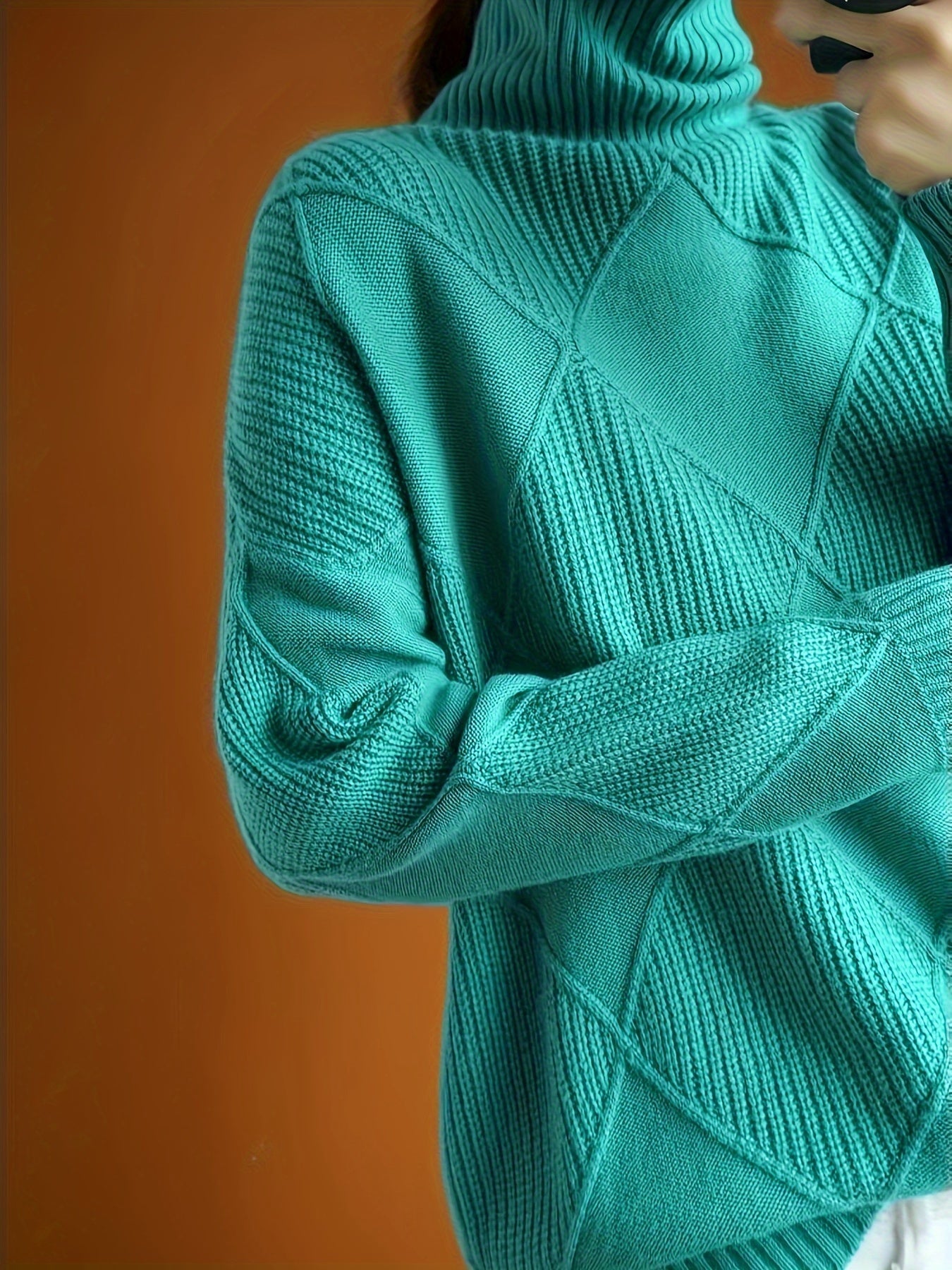 Maglione da donna lavorato a maglia con collo alto