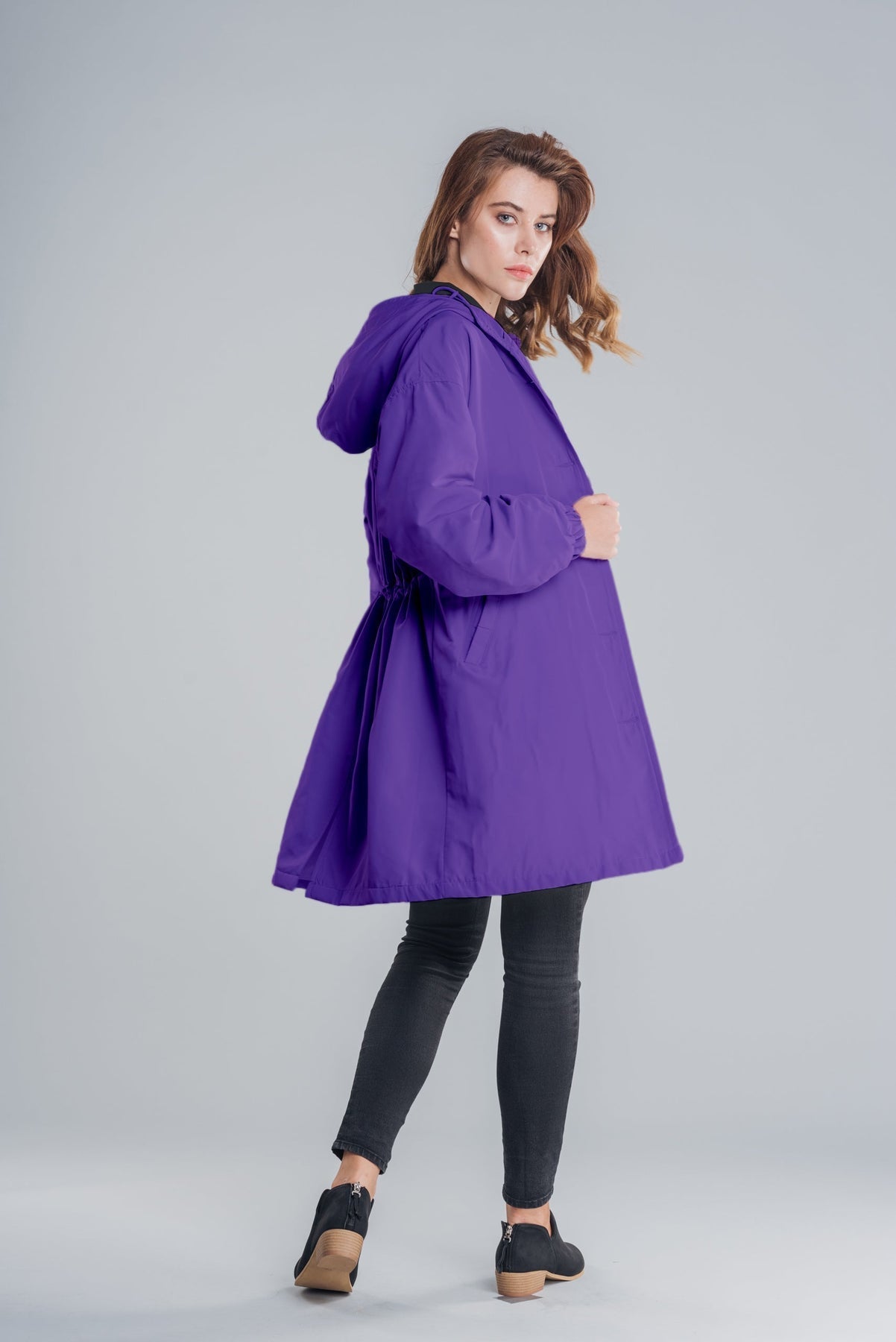 Giacca impermeabile oversize con cappuccio da donna | Perfetta per le attività all'aperto