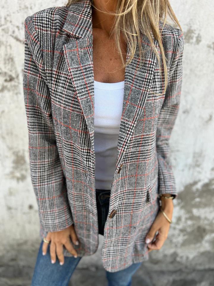 Giacca oversize da donna con bottoni e colletto a quadri