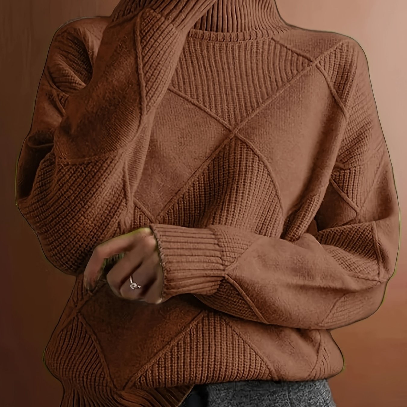 Maglione da donna lavorato a maglia con collo alto