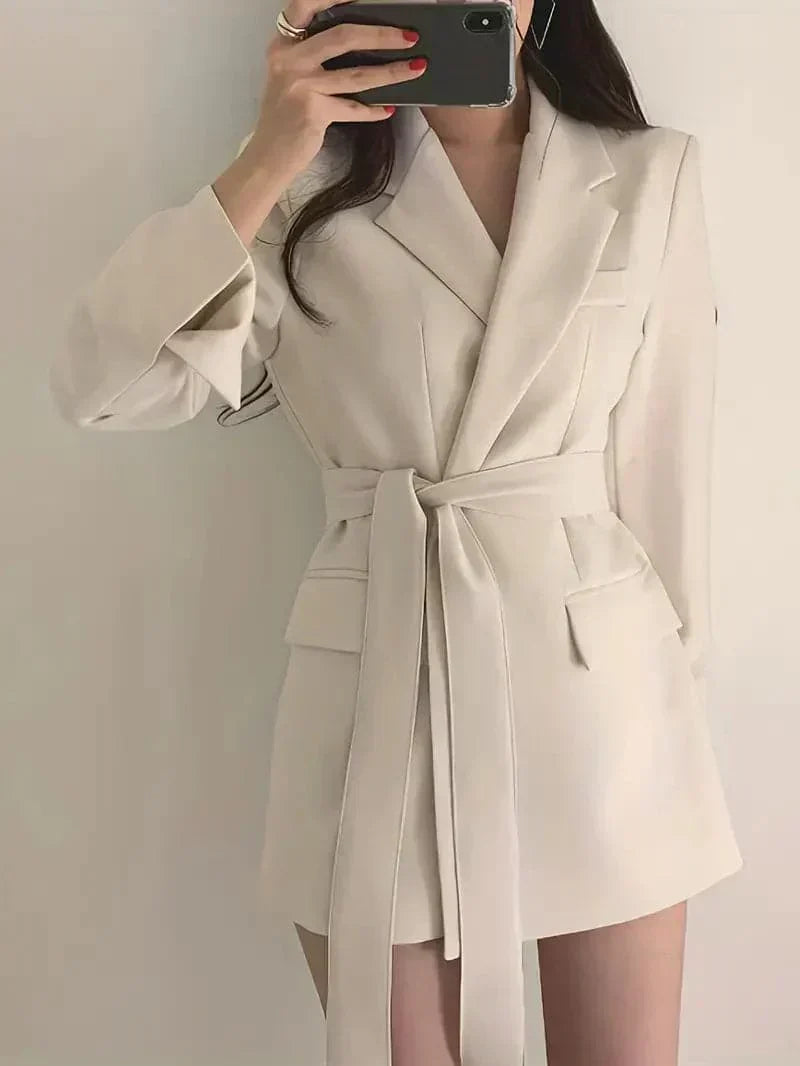 Mini abito blazer sartoriale elegante e sottile da donna
