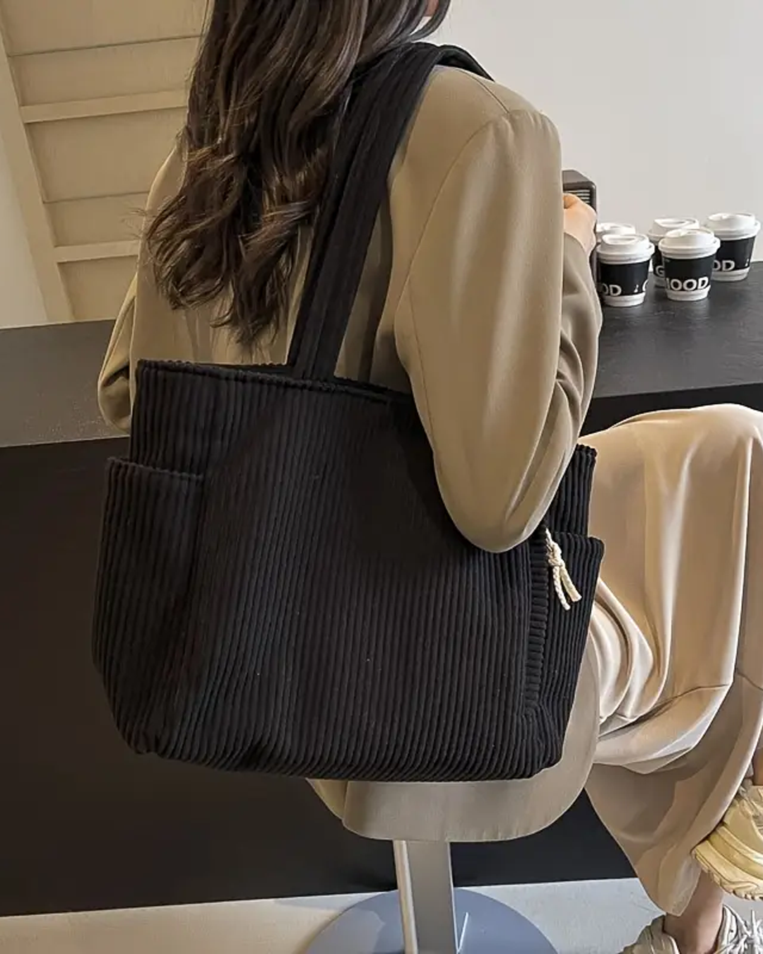 Borsa a Spalla Elegante a Coste da Donna - Borsa Capiente