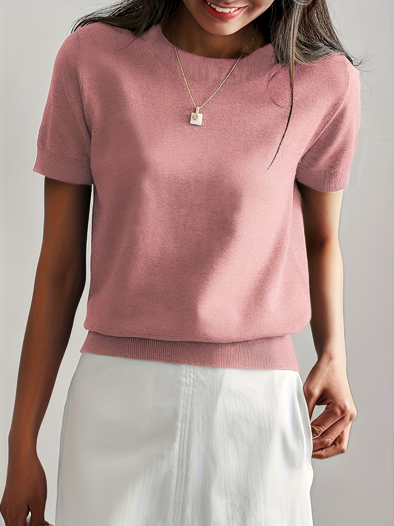 Maglietta donna a maniche corte in maglia – stile casual elegante
