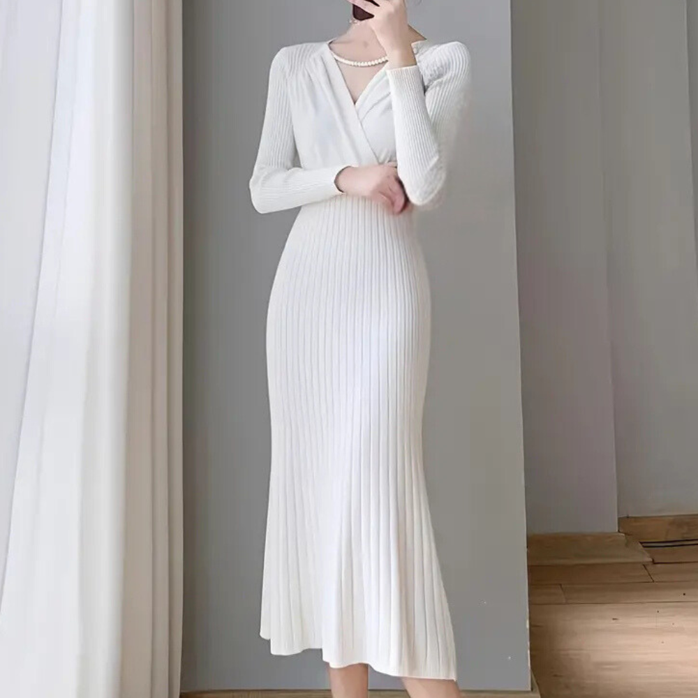 Abito midi donna sottile, elegante e lavorato a maglia
