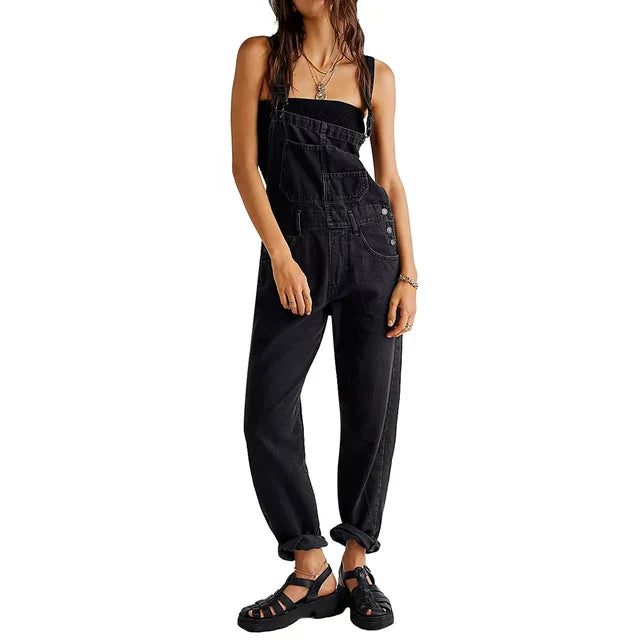 Tuta in denim per un'estate casual chic