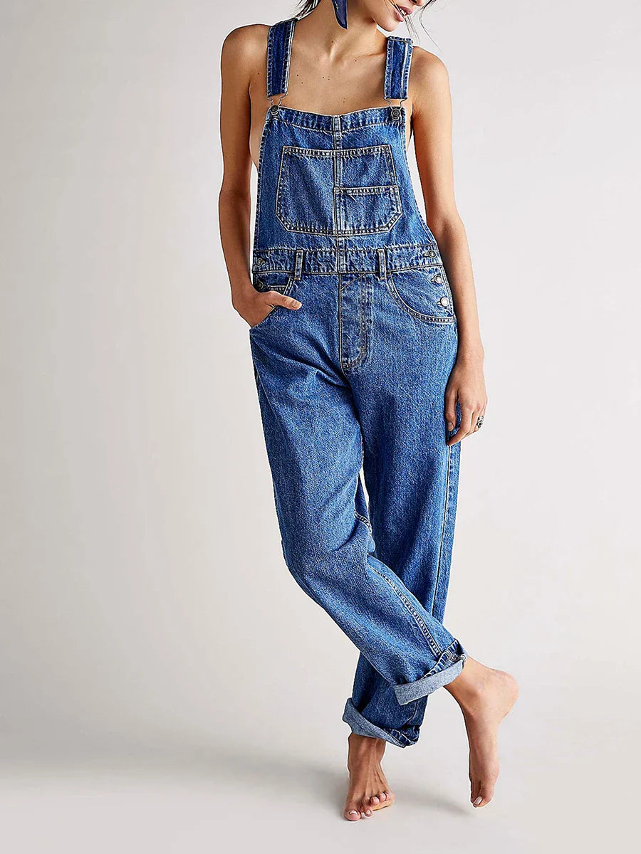 Tuta in denim per un'estate casual chic