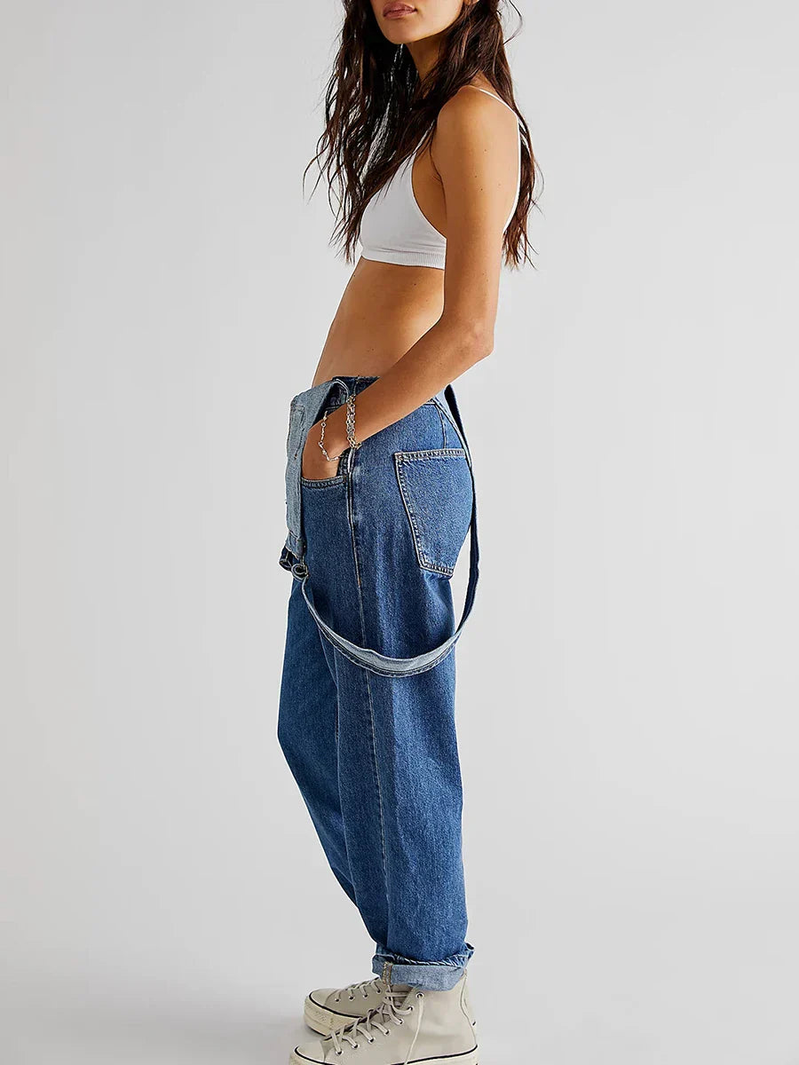 Tuta in denim per un'estate casual chic