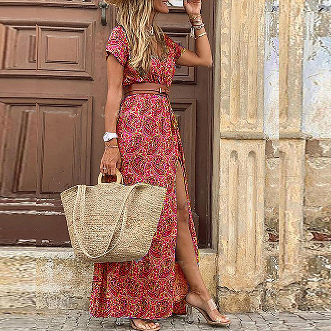 Maxi abito da donna in stile bohémien, dal design fluido e aggraziato