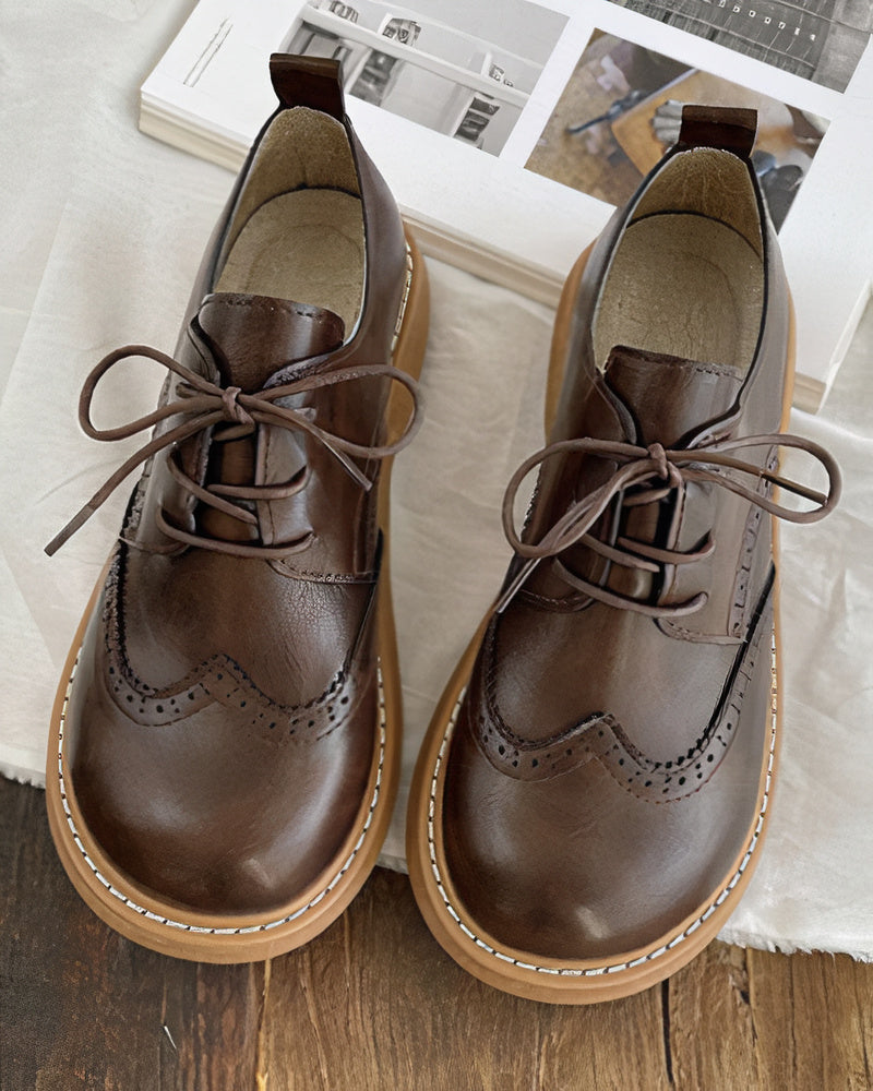 Scarpe Oxford in pelle da donna in stile retrò: eleganza e comfort