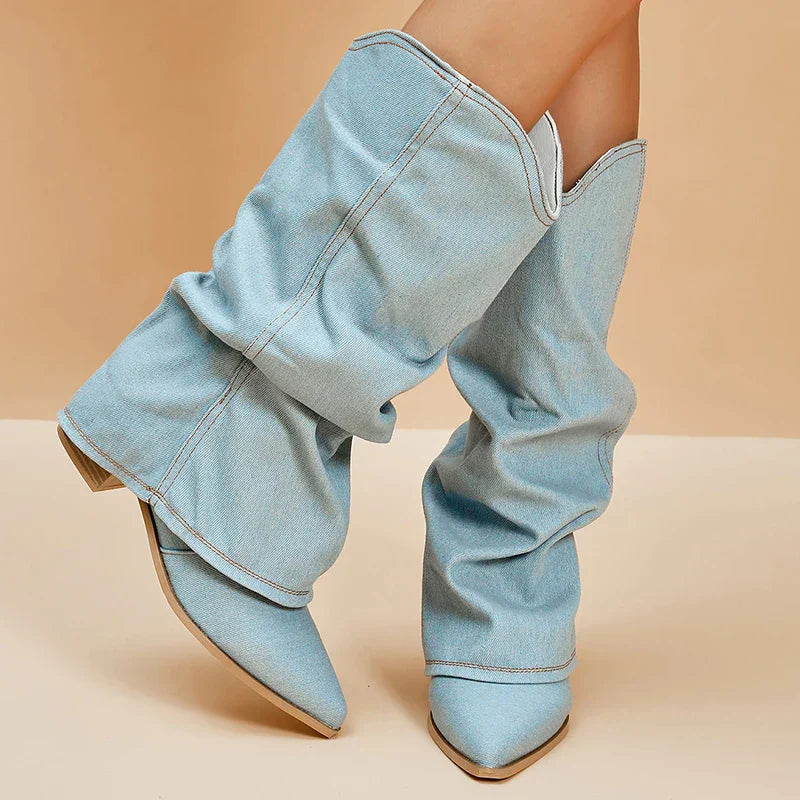 Stivali in denim alla moda per donna: eleganti e comodi