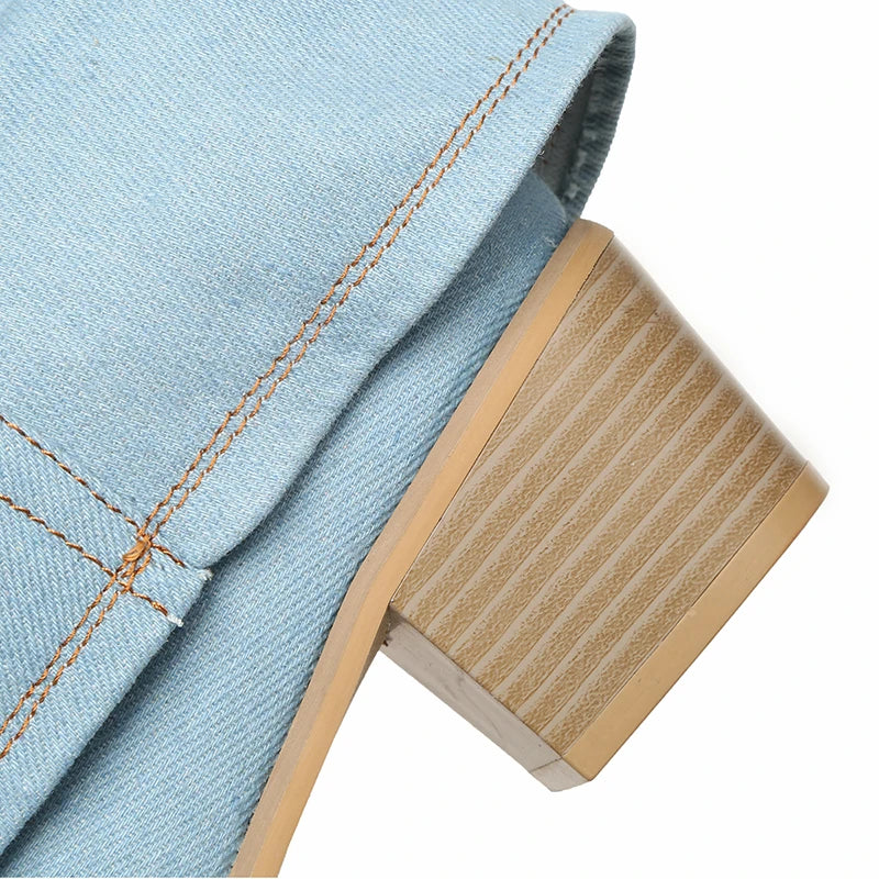 Stivali in denim alla moda per donna: eleganti e comodi