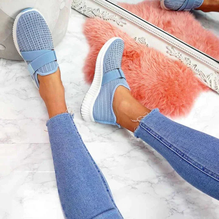 Sneakers da donna con velcro e supporto