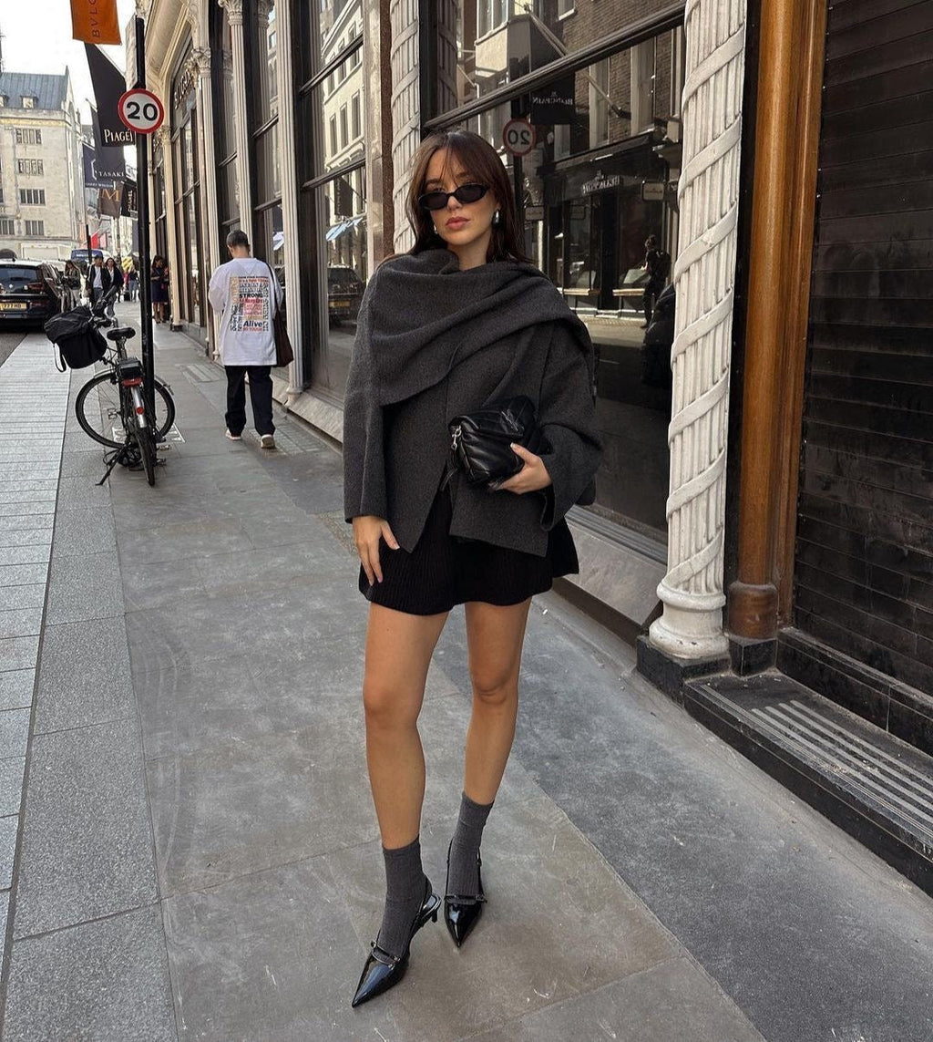 Elegante cappotto da donna con collo a scialle