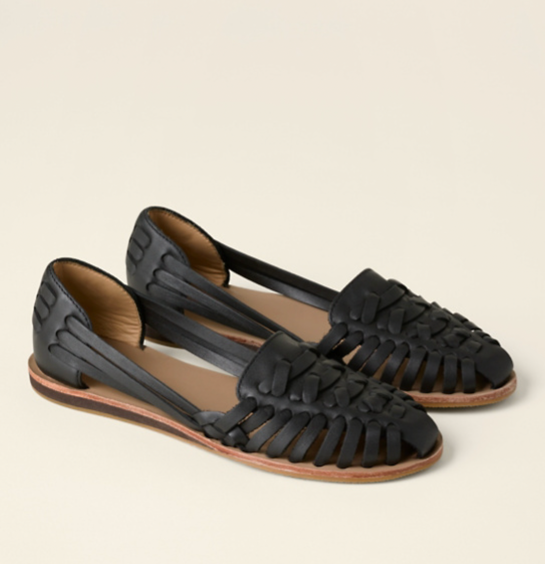 Sandali intrecciati da donna in stile huarache – scarpe basse estive con punta chiusa