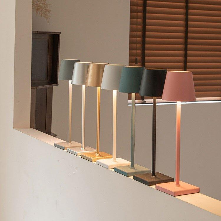 Lampada da Tavolo Ricaricabile Senza Fili - Metallo di Alta Qualità