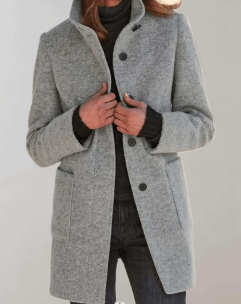 Cappotto invernale da donna - Misto lana con collo alto e tasche pratiche