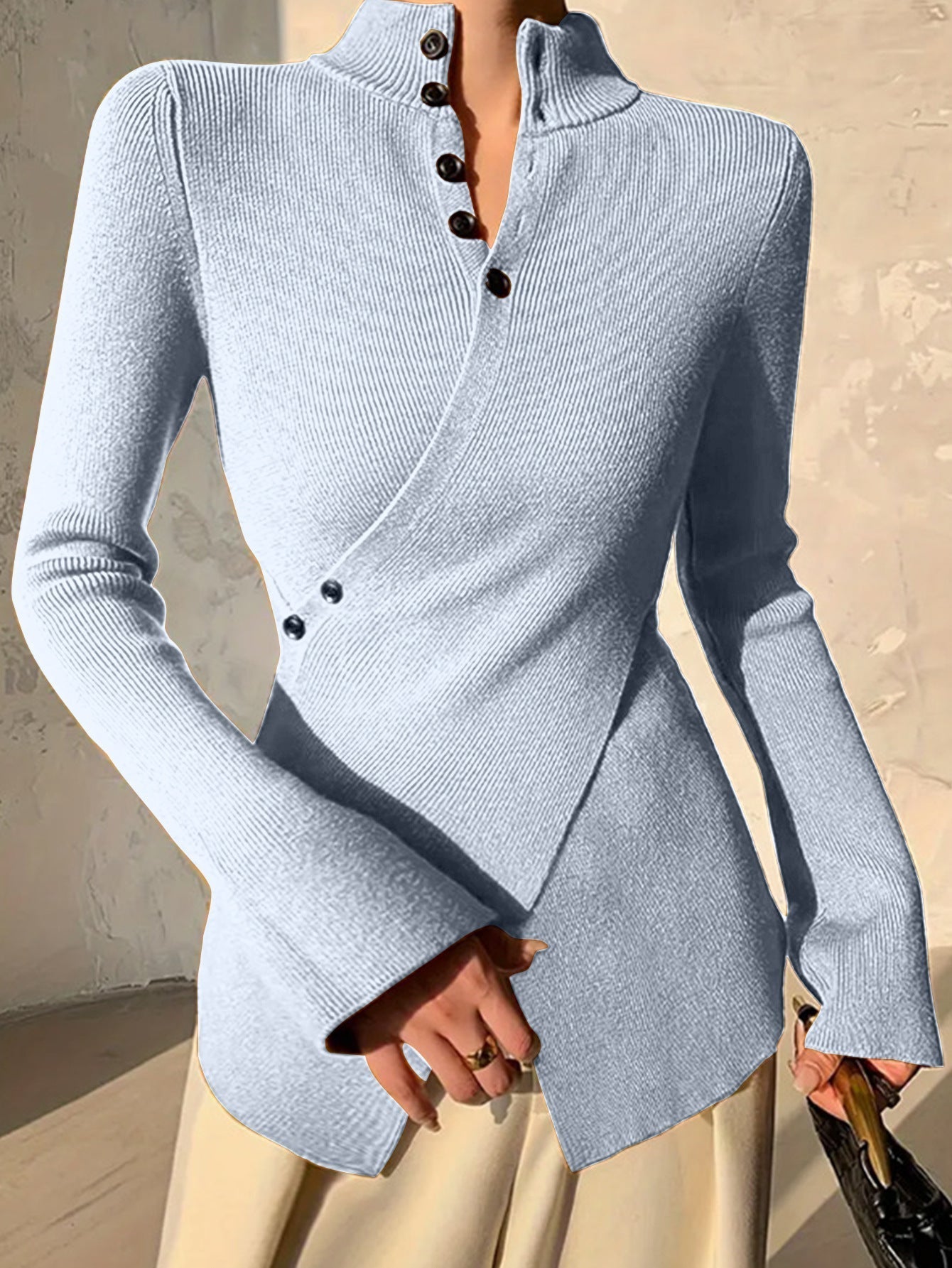 Maglione avvolgente con collo alto da donna