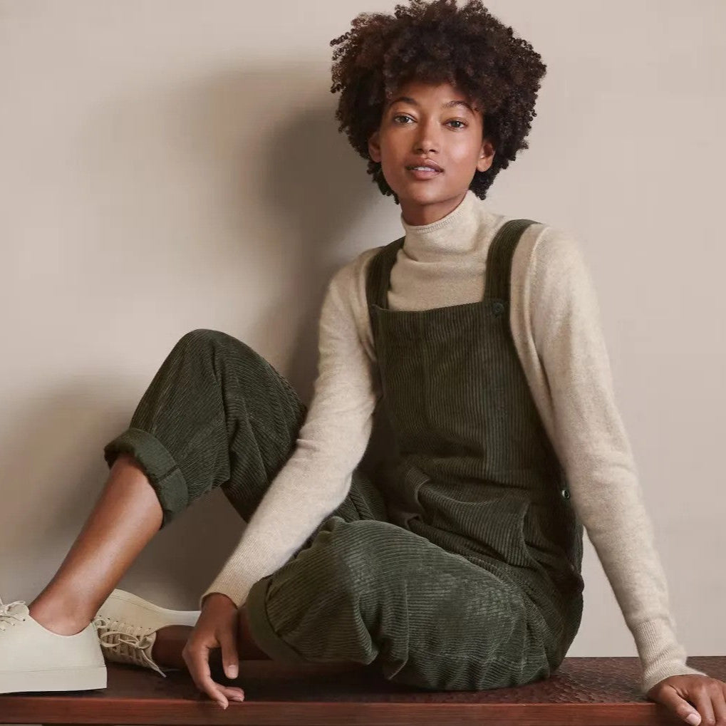 Tuta oversize in velluto a coste da donna – Look casual chic