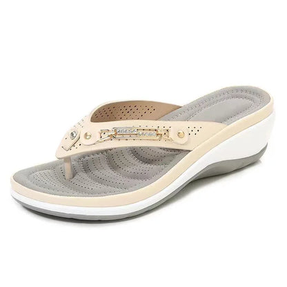 Pantofole estive ortopediche da donna con zeppa bassa – Plantare morbido imbottito, design traspirante e di supporto per comfort tutto il giorno