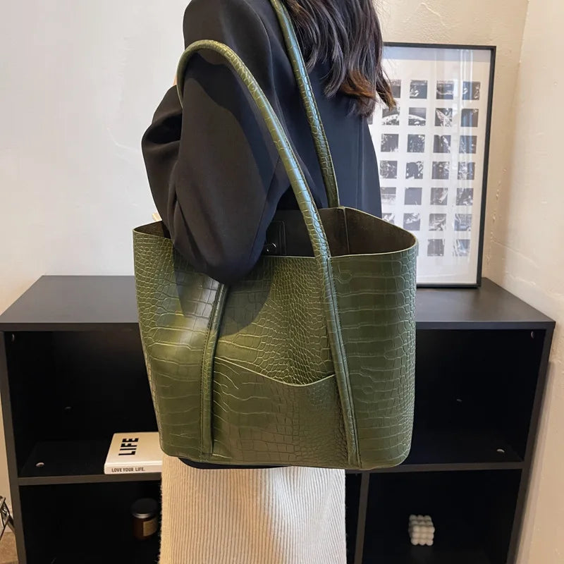 Borsa classica esclusiva in pelle marrone per donna