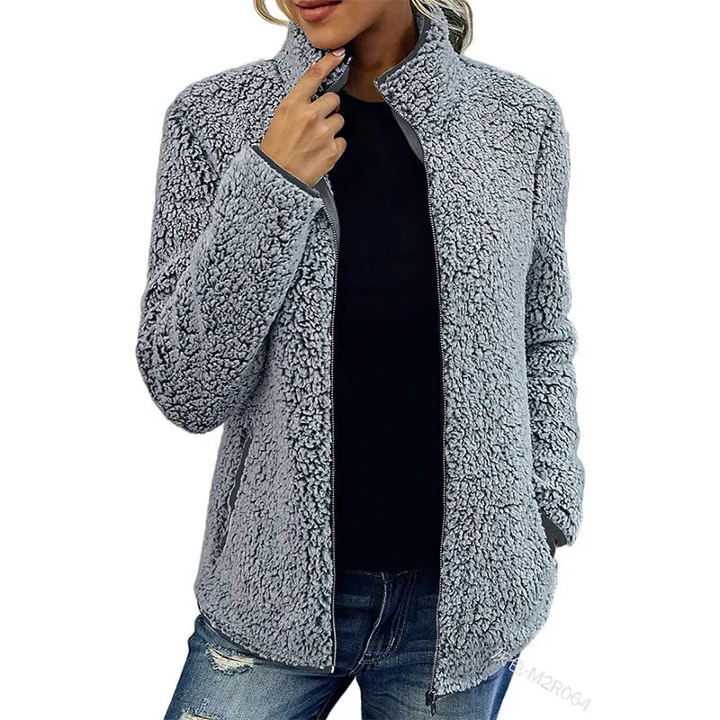 Giacca in pile di lusso da donna - calda ed elegante