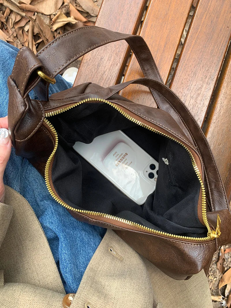 Borsa alla moda per ragazze giovani