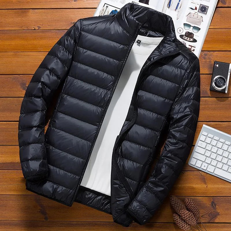 Giacca trapuntata invernale con cappuccio da uomo