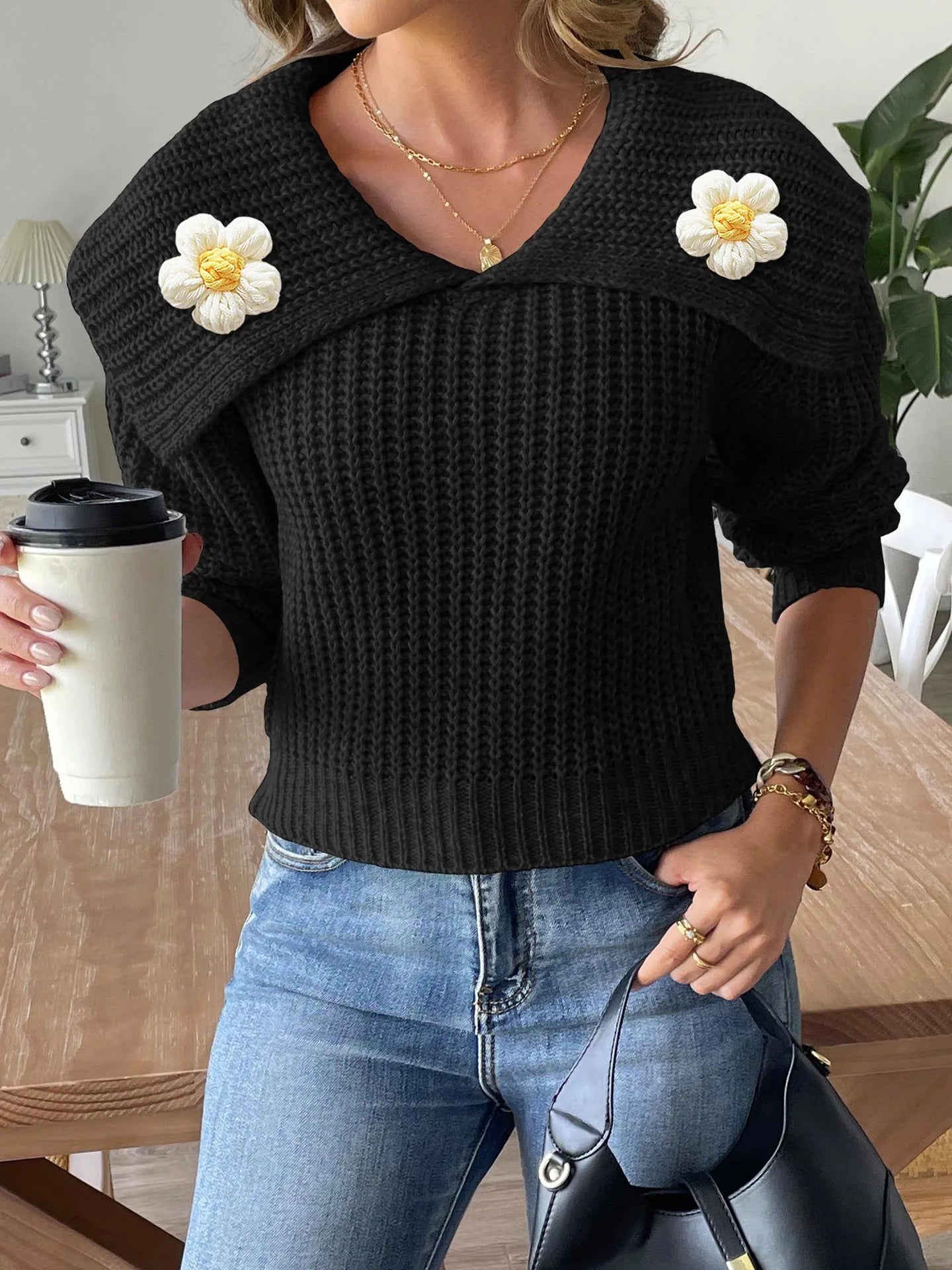 Elegante maglione da donna con collo a margherita - Maglia aderente e comoda