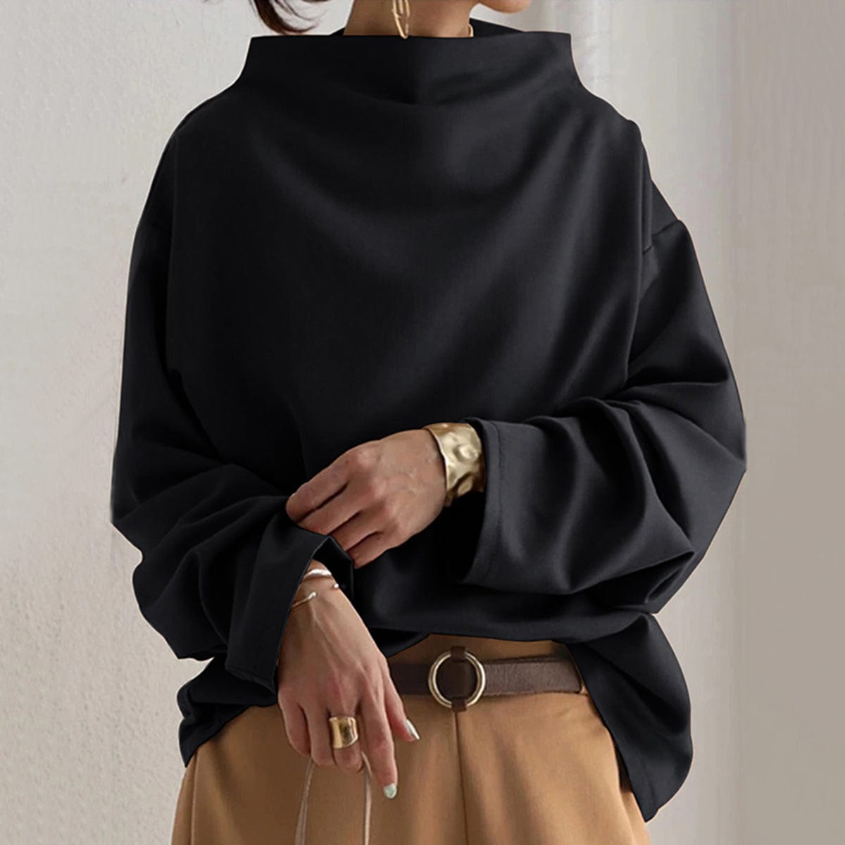 Maglia a collo alto in morbida maglia da donna
